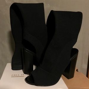 Black Knee-High Stretch Boots